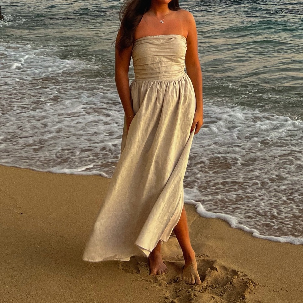 Dissh natural linen midi strapless dress 
size US6
